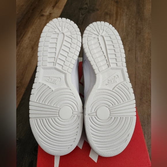 Nike Dunk Low White Pink (GS) - Picture 2 of 12